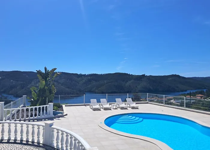 Lago Azul Villas